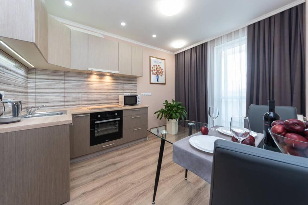 Квартира Люкс В Жк Лебединый, Ул. Ревуцкого 40 Г Kiev Exterior foto